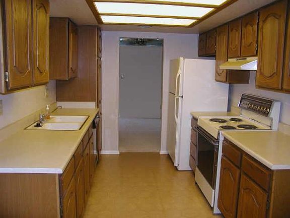 3rd image of 12222 N Paradise Village Parkway #416A