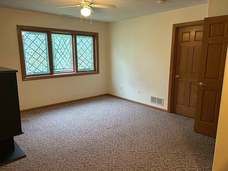 919 Baird Ln NE — Photo 10