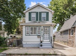 210 Clarkson St, Burlington, NJ 08016