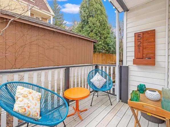 521 East Garfield AVENUE, Milwaukee, WI 53212