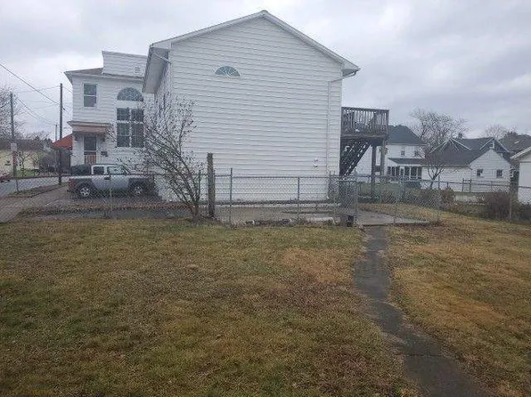 121 Tripp St, Forty Fort, PA 18704