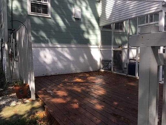 4th image of 57 E Willow St