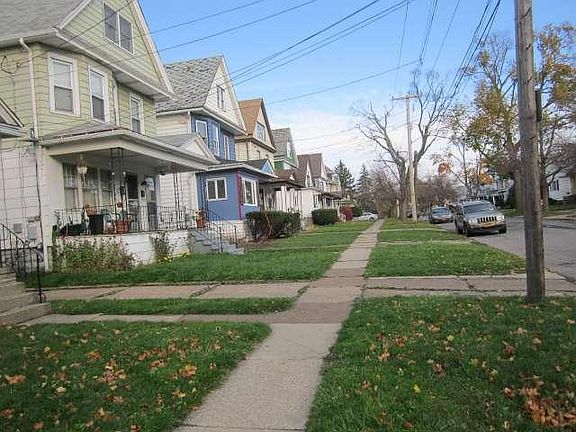 4th image of 34 Stewart Ave