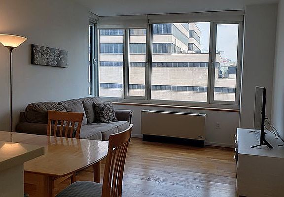 4th image of 635 W 42nd St APT 6B