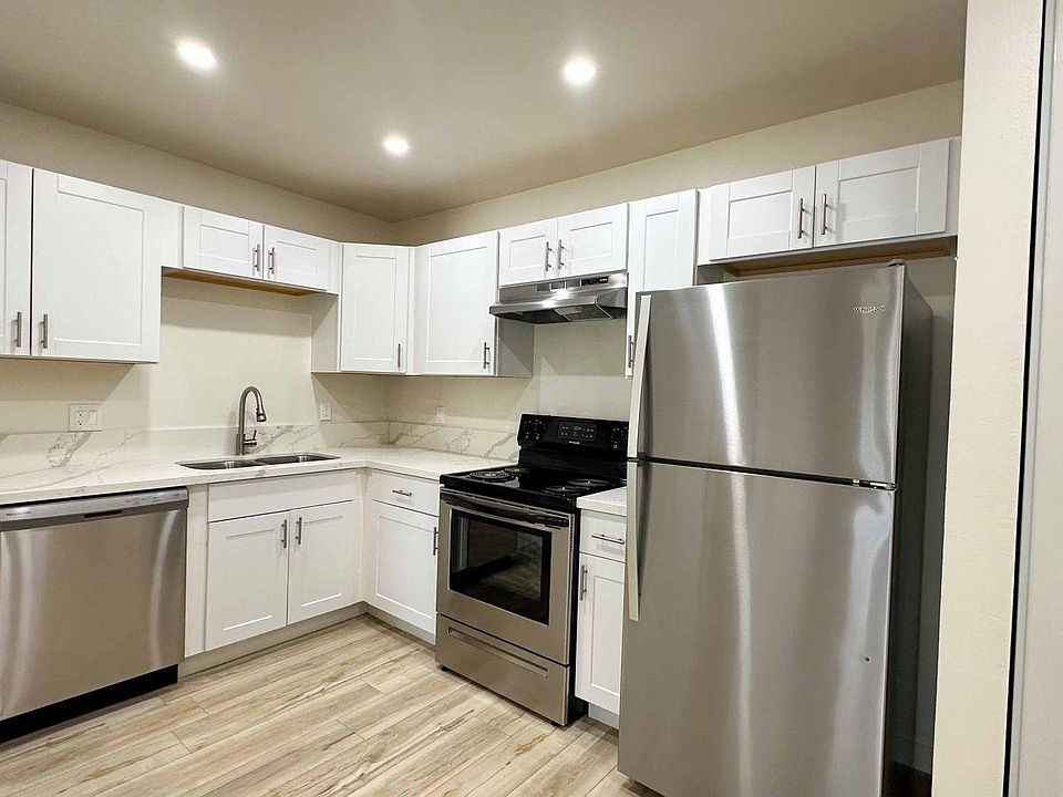 1st image of 8453.5 Carlisle Dr #14