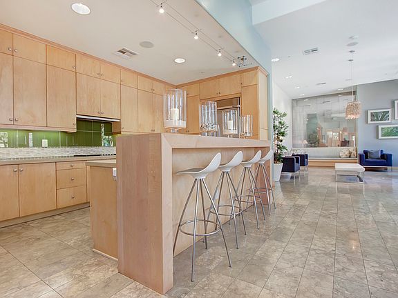 Make Use of our Amazing Kitchen in our Resident Lounge