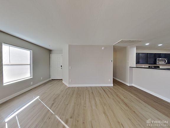 3rd image of 43864 W Elm Dr