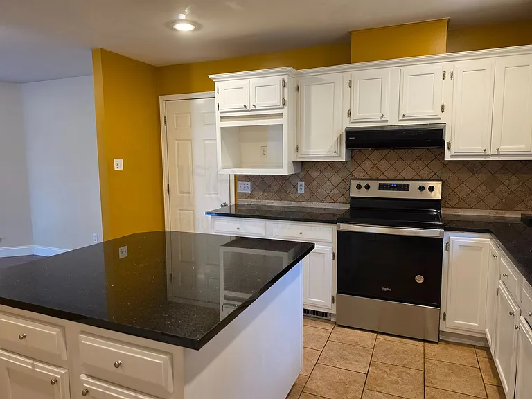 6 Woodlore Ct — Photo 11