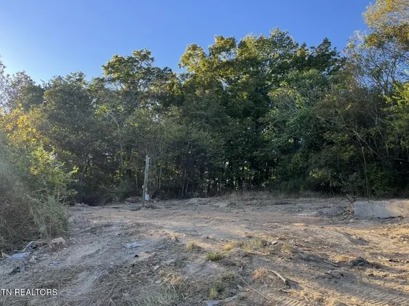 2343 Sweetwater Vonore Rd, Sweetwater, TN 37874