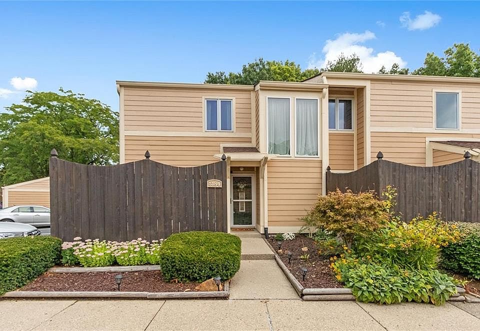 1st image of 5184 Fairway Dr #34