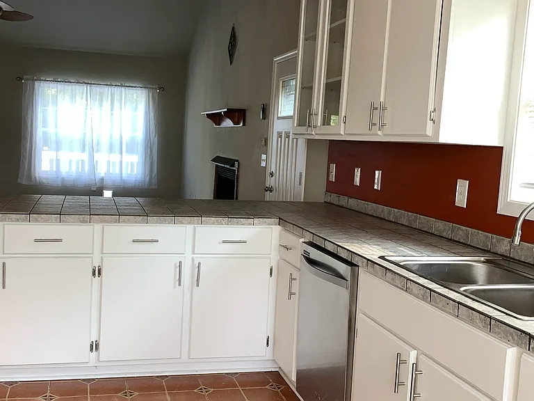 2281 New Market Rd — Photo 16