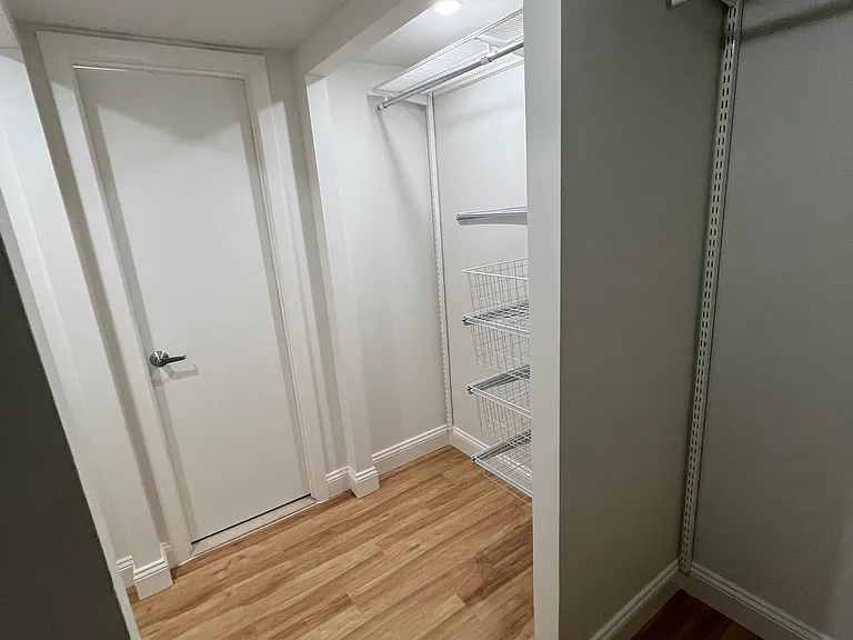 7500 Woodmont Ave #314 — Photo 10