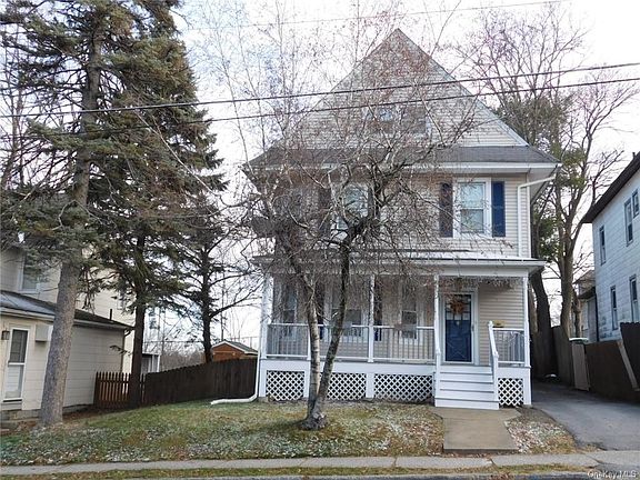 3rd image of 88 Grand Ave