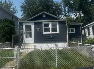 25 Pacific Blvd, Keyport, NJ 07735