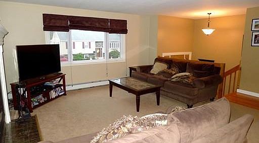 5th image of 18 Canterbury Dr
