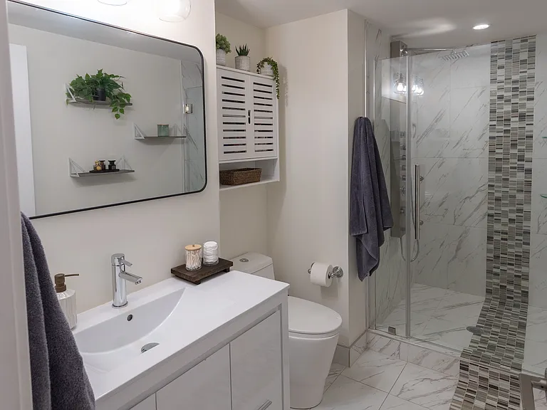 1735 Carpenter St #B — Photo 10