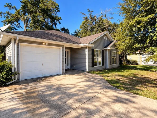 143 Bridgewater Cir, Brunswick, GA 31525