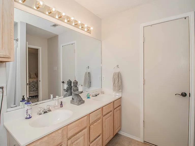 436 Hillside Dr — Photo 28