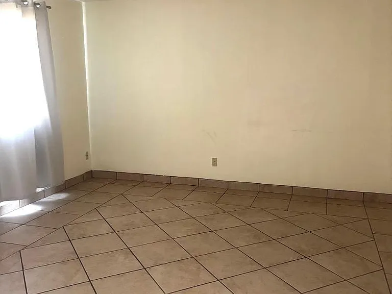 1738 N C Ave — Photo 6