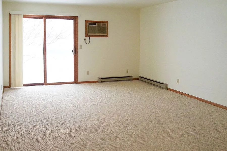 Kensington House Apartments — Photo 4