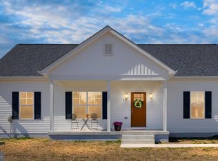 S Glebe Rd, Montross, VA 22520