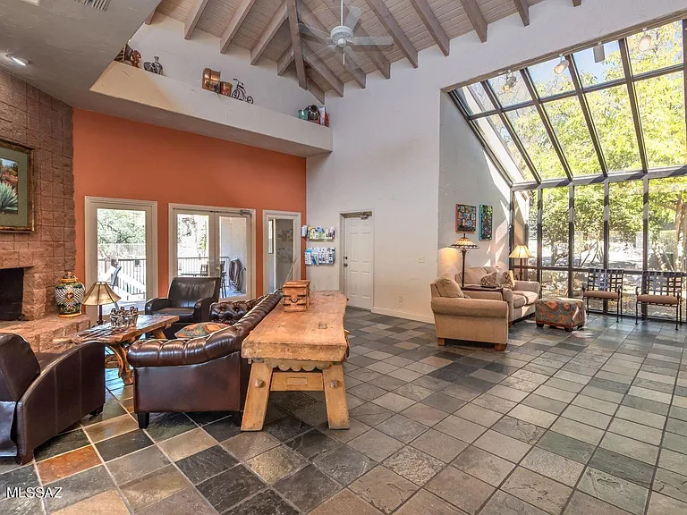 6655 N Canyon Crest Dr #1107 — Photo 30