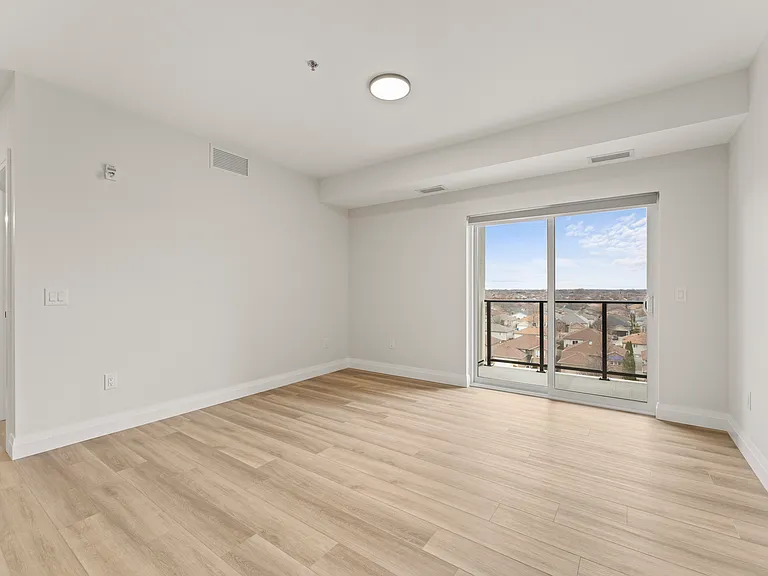 4775 Walker Rd #401 — Photo 16