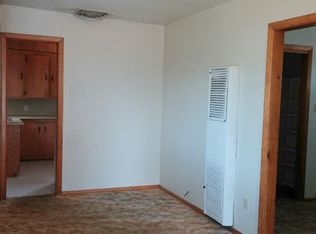 615 W 13th St, Clovis, NM 88101
