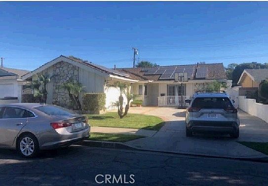 1st image of 2874 Fidler Ave