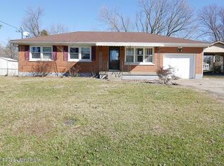 8101 Pina Way, Louisville, KY 40219