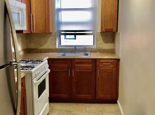 4004 192nd St APT 2, Flushing, NY 11358