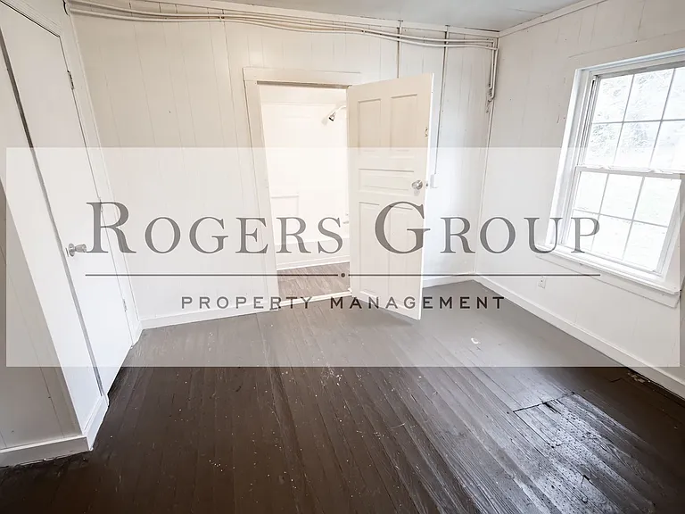 434 Owen St — Photo 9
