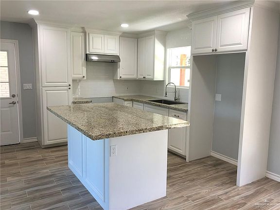 3rd image of 2505 Quince Ln