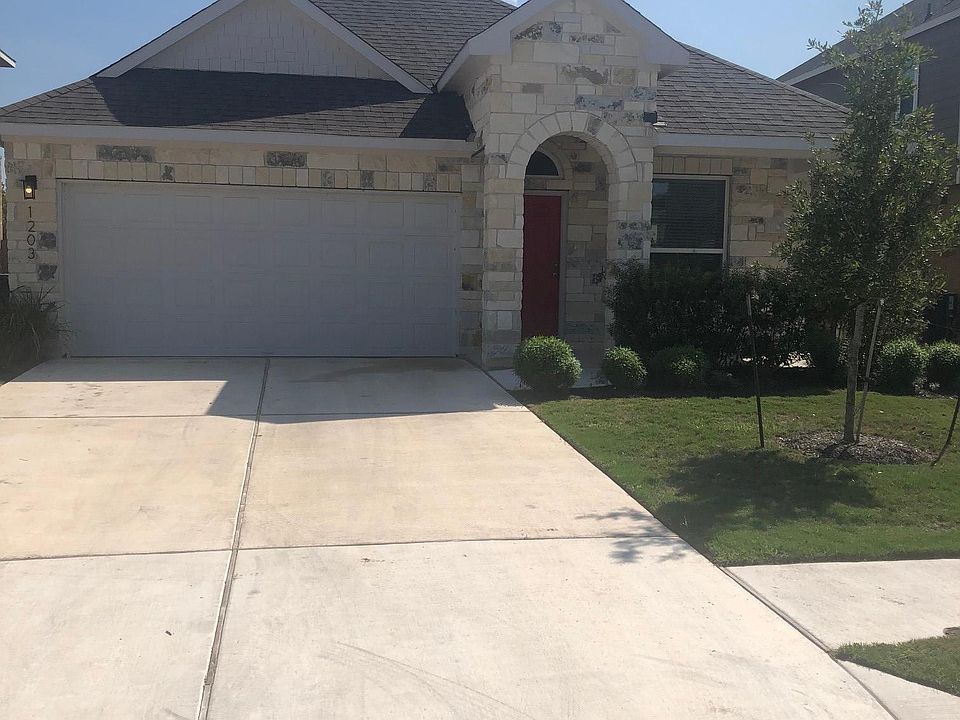 1st image of 1203 Aspen Grove Dr
