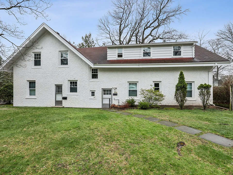 195 Riveredge Rd #1