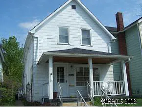 1524 E George St photo 1
