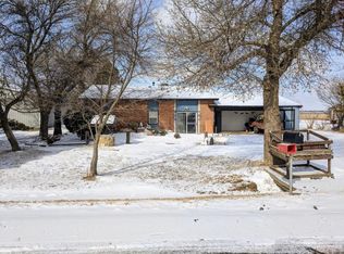 1352 Main S, Dickinson, ND 58601