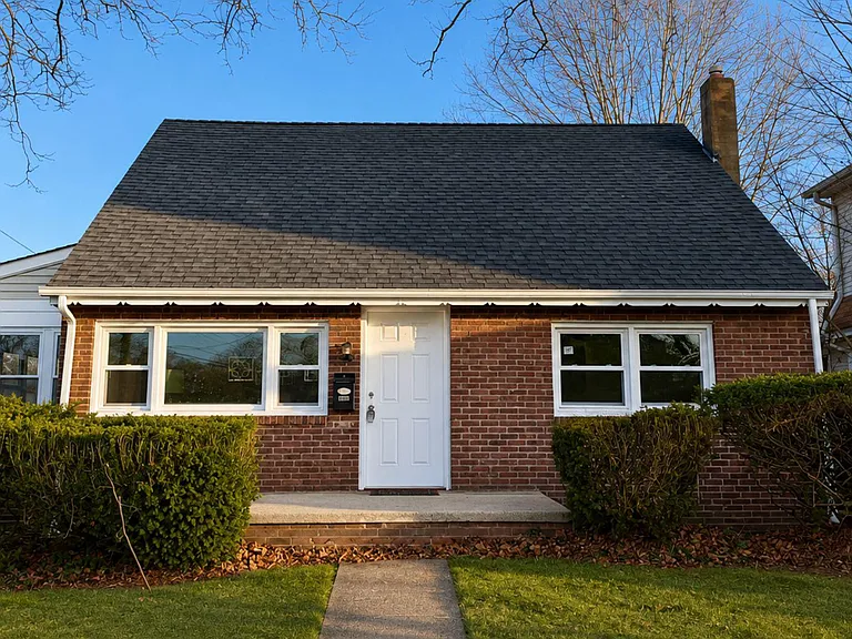 2220 Brunswick Ave — Photo 1