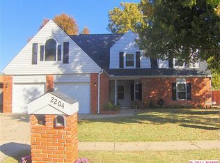 2204 W Memphis St, Broken Arrow, OK 74012