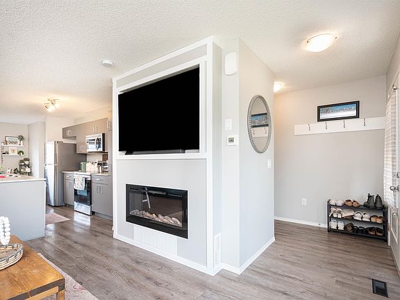 3rd image of 3040 Checknita Way SW