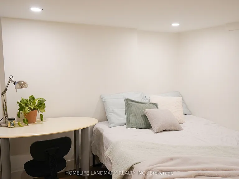 479 Whitmore Ave #R3 — Photo 2