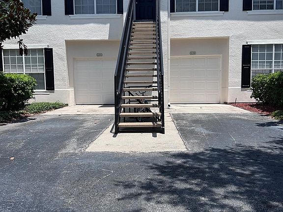 4th image of 9117 Lee Vista Blvd APT 602