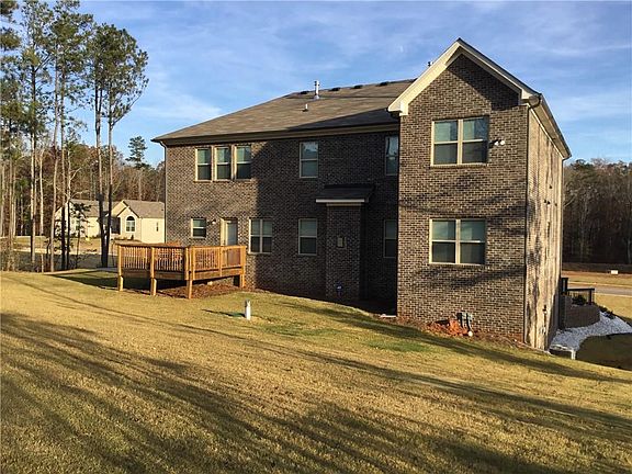 4th image of 179 Barclay Dr