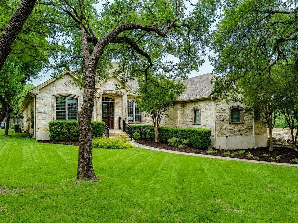1st image of 103 Silverstone Dr