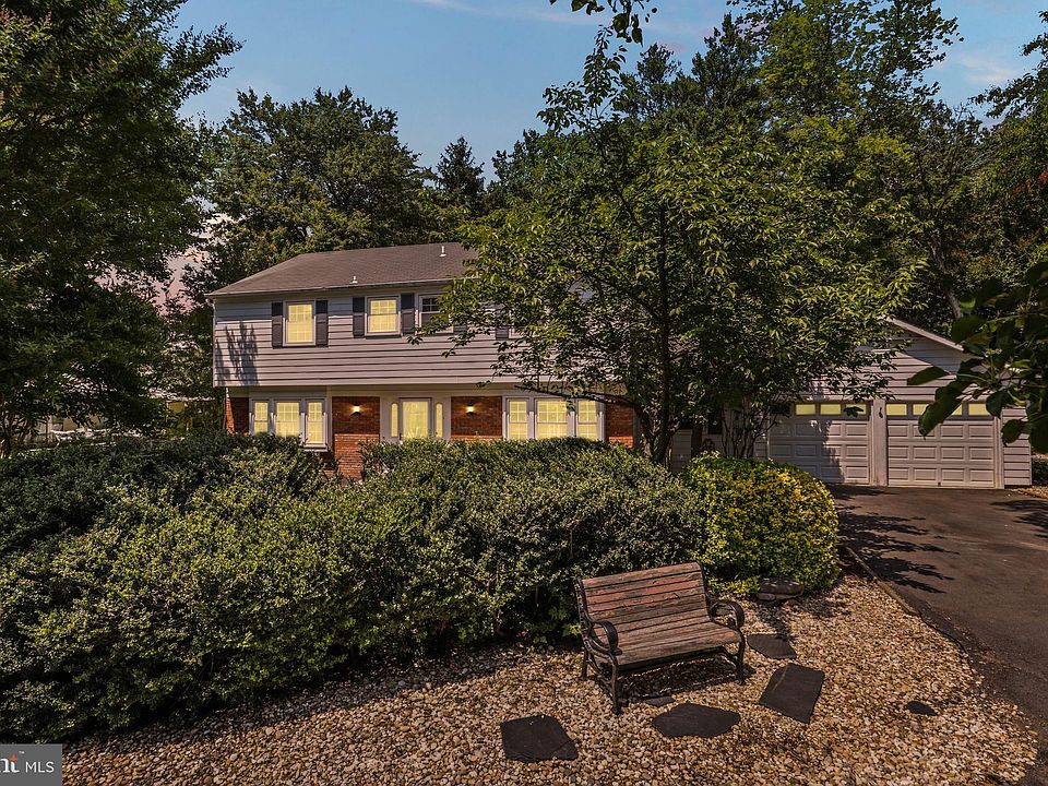 13103 Madonna Ln, Fairfax, VA 22033 Zillow