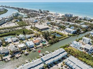 651 Garland Cir, Indian Rocks Beach, FL 33785