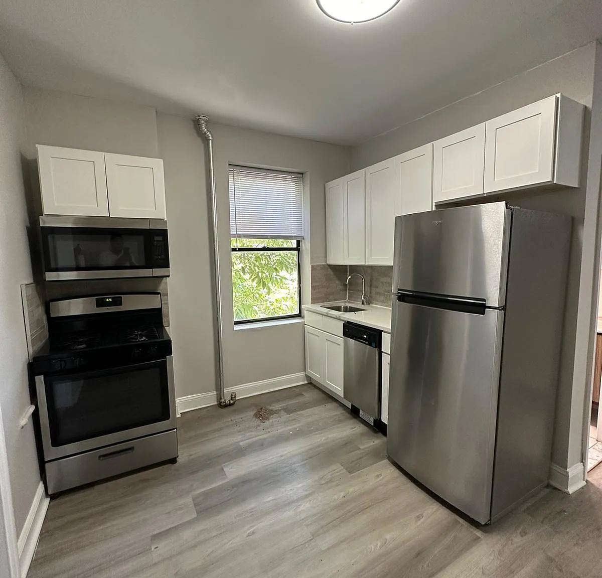 1 bed, 700 sqft, $1,925 — Photo 1