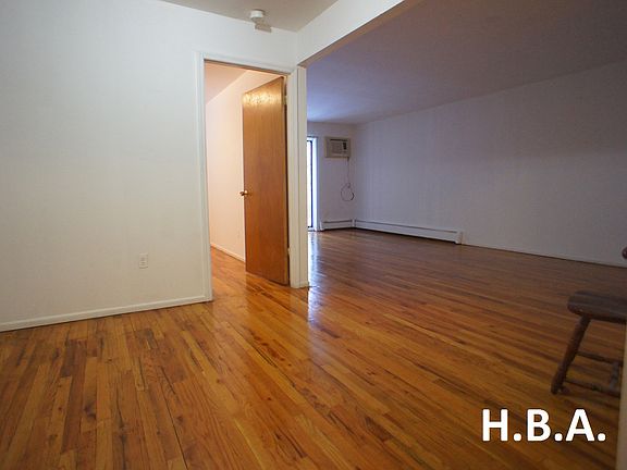 4th image of 1023 166th St Floor 3