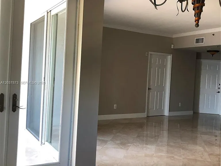 3255 NE 184th St #12303 — Photo 11