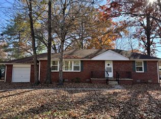 1909 Bel Aire Dr, Tullahoma, TN 37388